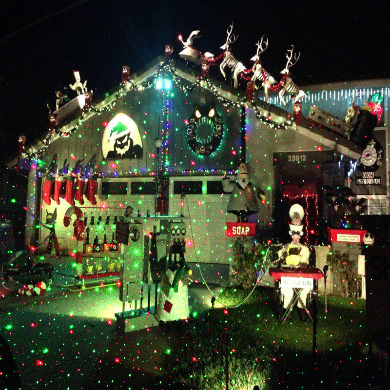 Christmas Laser Projector 8 Patterns LED Lights with Remote Control Outdoor Holiday Decoration Light Show