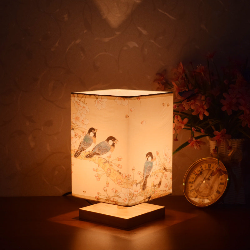 Chinese Retro Bedside Night Light | Warm Bedroom Lighting
