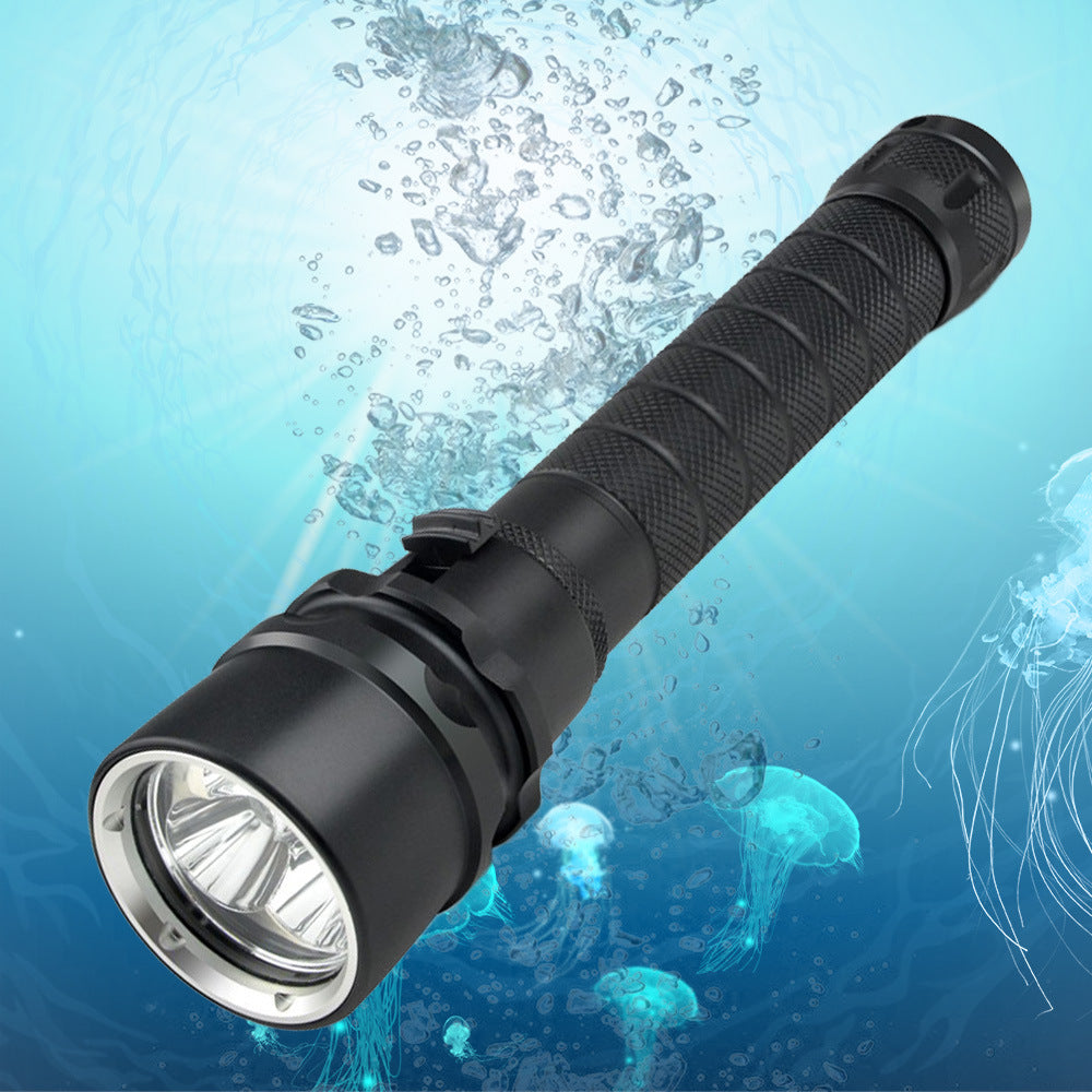 Aluminum Alloy Rechargeable Diving Flashlight High Intensity Waterproof Torch for Deep Diving and Outdoor Use