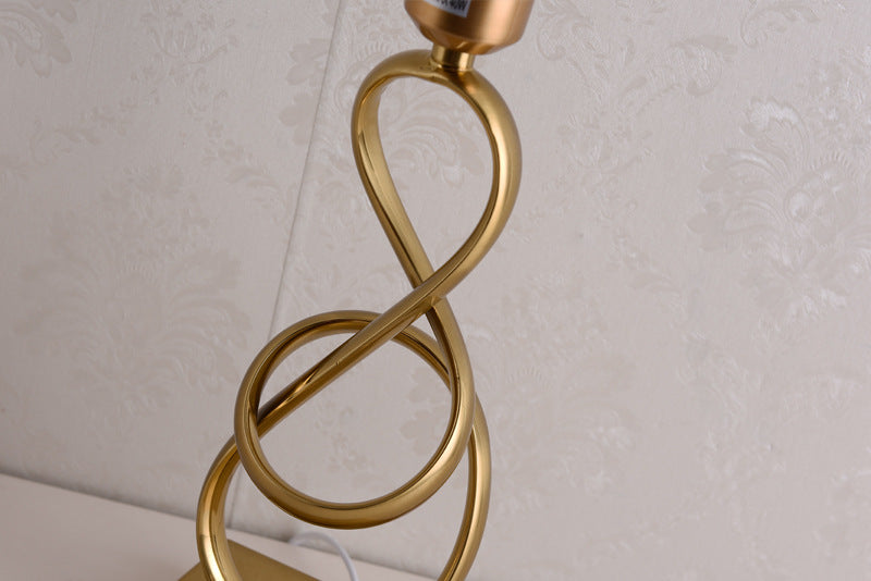 Creative Bedroom Model Room Bedside Lamp Modern Decorative Table Light for Home Interior Ambient Lighting and Decor