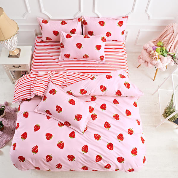Cartoon Anime Bedding Set Soft Comforter Sheets Pillowcases Kids Bedroom Decorative Bed Set
