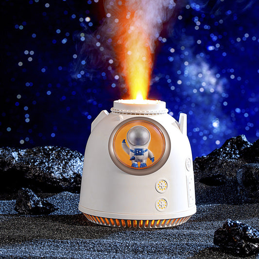 Creative Mini Spaceman Humidifier Portable Hydrating Fog Air Diffuser for Car Office and Home Use