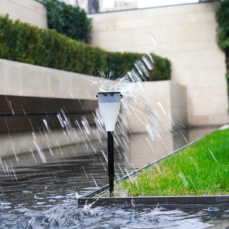 Solar Outdoor Water Decorative Street Light LED Waterproof Garden Landscape Lamp for Courtyard Yard Pathway Lighting