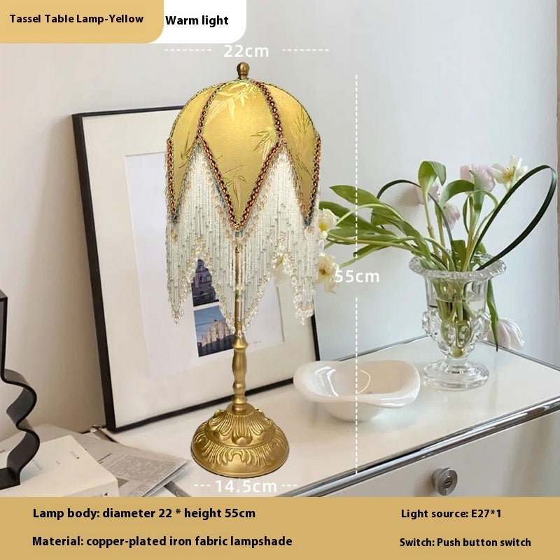 French Retro Tassel Table Lamp Nordic Bedside Atmosphere Reading Light for Bedroom Study Desk Decor