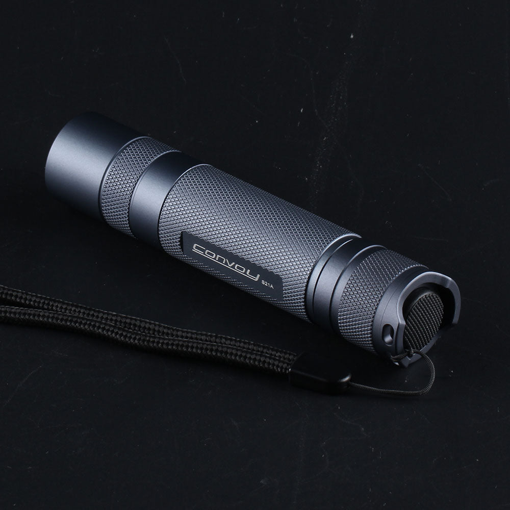 2300LM Thermoelectric Separation Temperature Control LED Flashlight High Brightness Outdoor Torch for Camping and Emergency Use