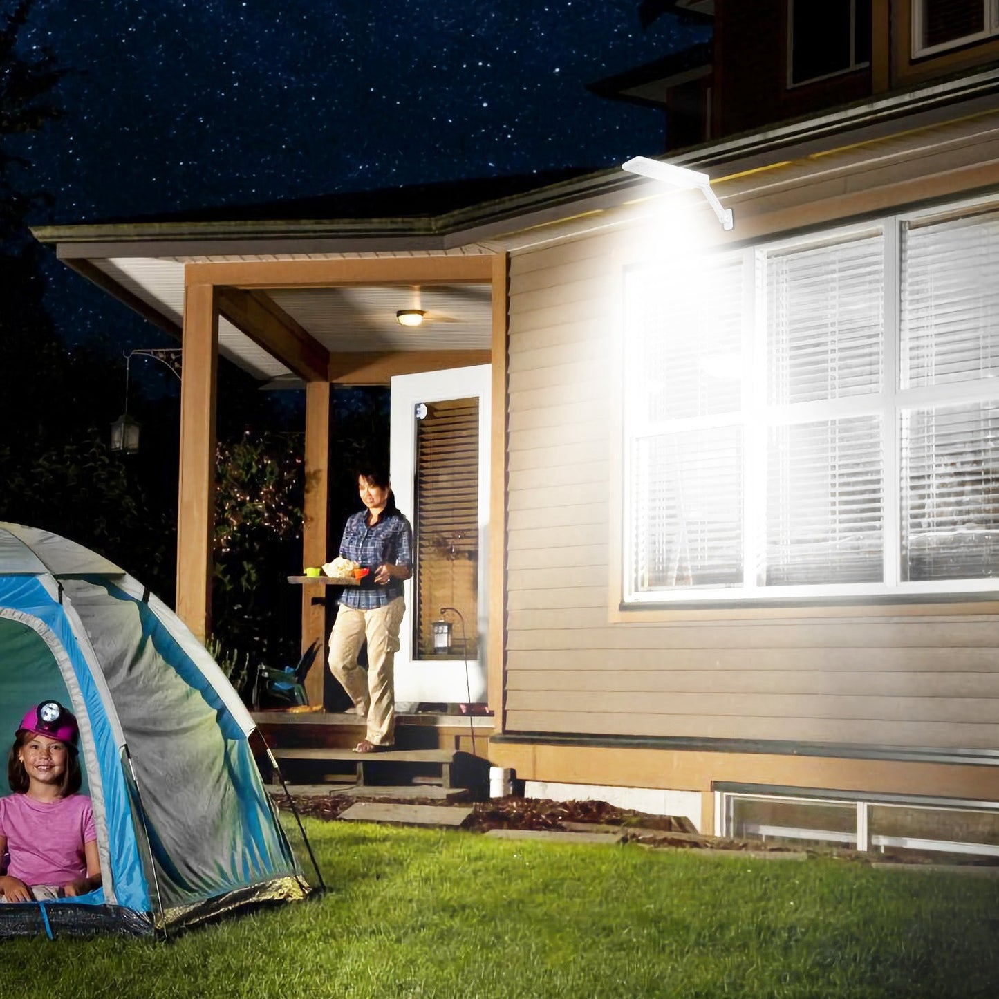Solar Wall Light Outdoor 60 LED Motion Sensor Remote Control IP65 Waterproof Garage Garden Security Lamp