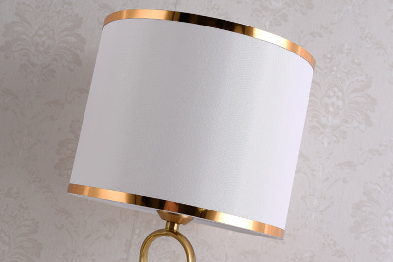 Creative Bedroom Model Room Bedside Lamp Modern Decorative Table Light for Home Interior Ambient Lighting and Decor