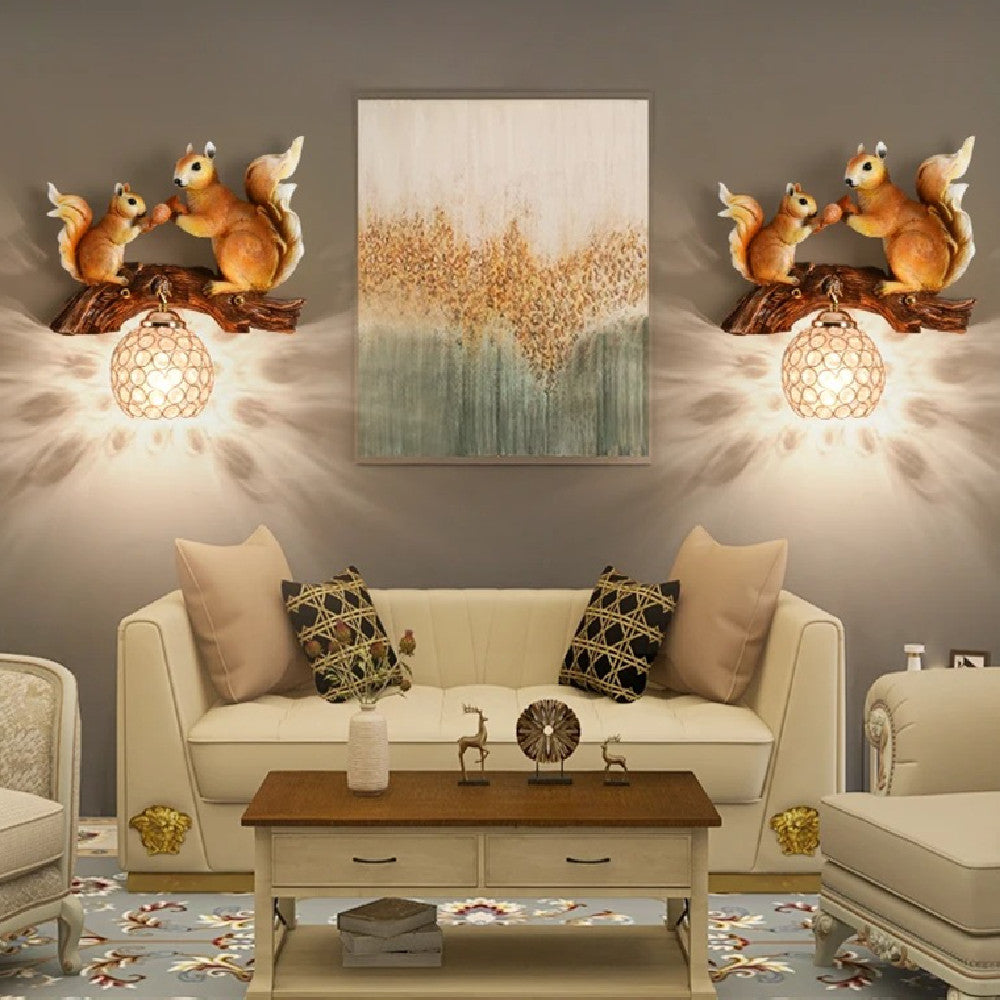 Nordic Countryside Squirrel Wall Lamp – Creative Animal Wall Hanging Light