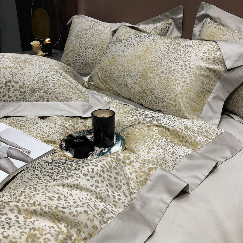Four Piece Cotton Leopard Print Bedding Set Duvet Cover Stylish Luxury Bed Sheets Set for Bedroom Decor