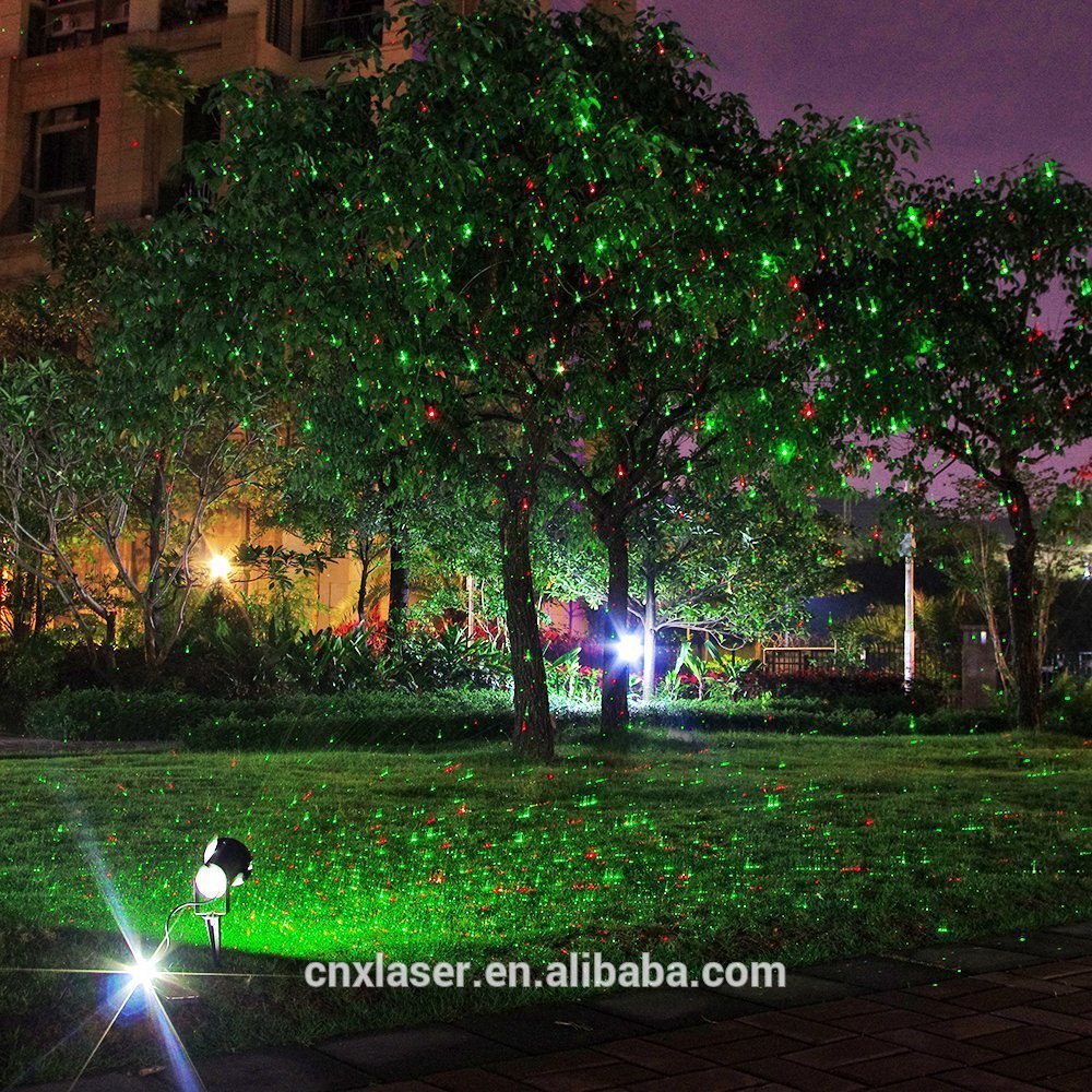 Christmas Laser Projector 8 Patterns LED Lights with Remote Control Outdoor Holiday Decoration Light Show