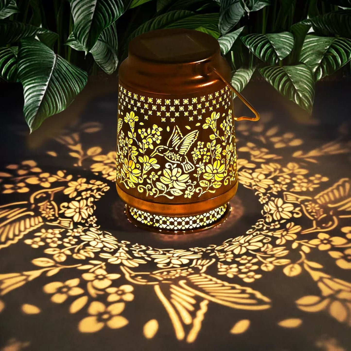 Solar Hummingbird Barn Lantern Outdoor Waterproof Projection Lamp Decorative Courtyard Garden Hanging Light