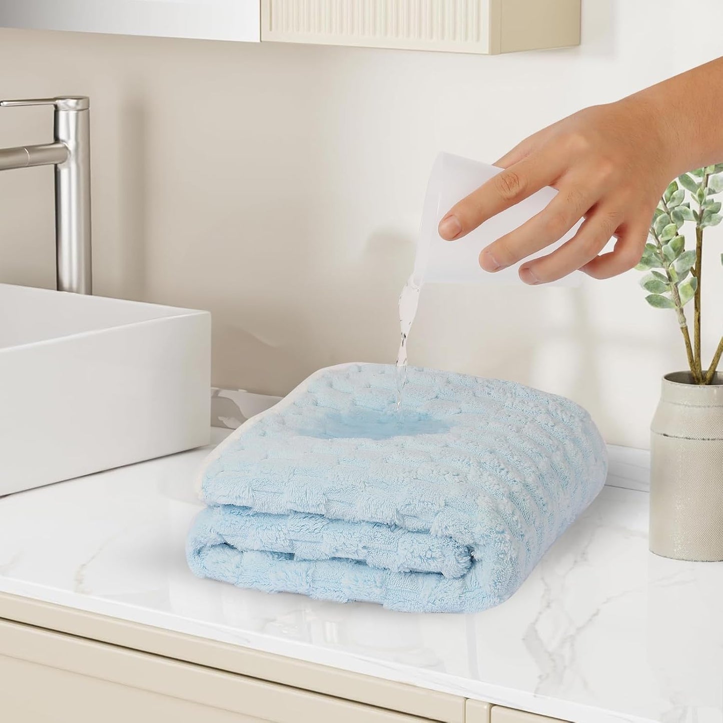 Luxury Microfiber Bath Towels 4 Pack Ultra Absorbent Quick Dry Spa Gym Travel Soft Bath Sheet Set