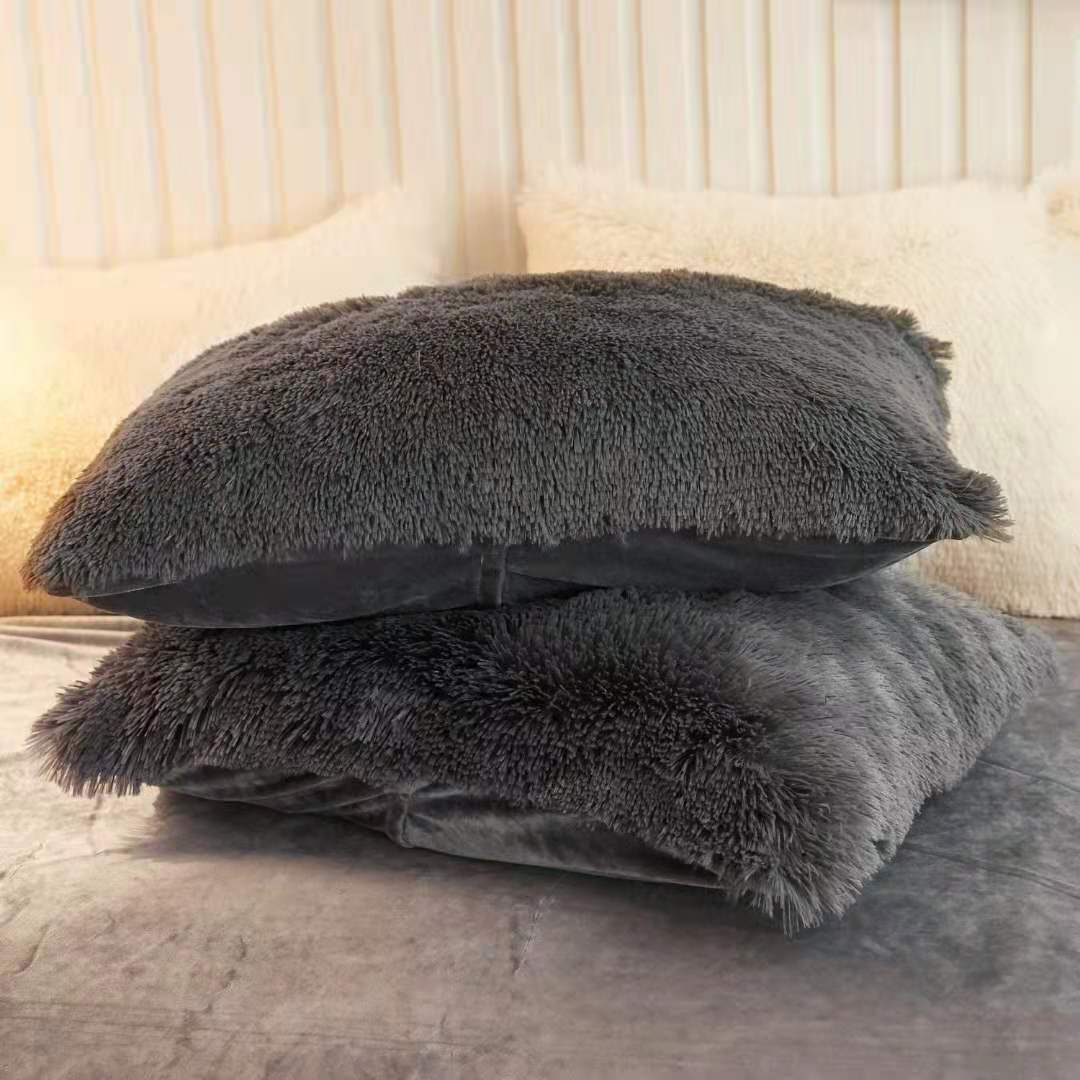 Plush Winter Bedding Set – Soft Quilt Cover 3-Piece & 4-Piece Warm Comfort Set