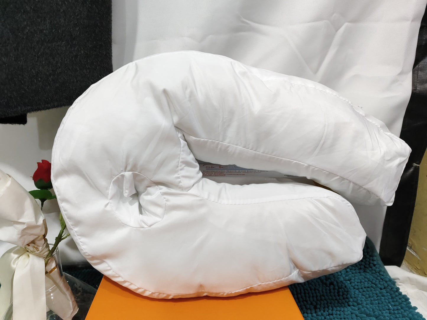Cotton Side Sleeper Pillow Neck and Back Support Pillow for Spine Protection and Health Care Comfort