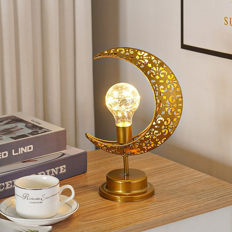 Creative Iron Moon LED Lamp – Modern Artistic Modeling Light
